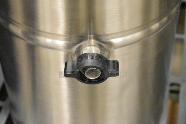 Brand new Bloomfield 8799 stainless steel iced tea holder dispenser with spigot detail, perfect for beverages.