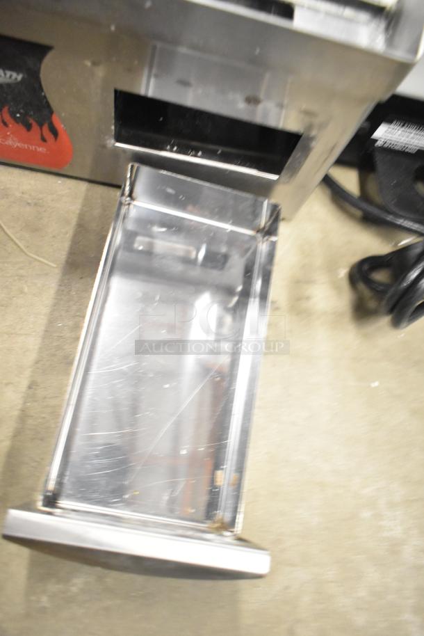 Brand new Vollrath Cayenne FTA 8024 stainless steel electric griddle, visible grease tray. 220V, slight scratches.