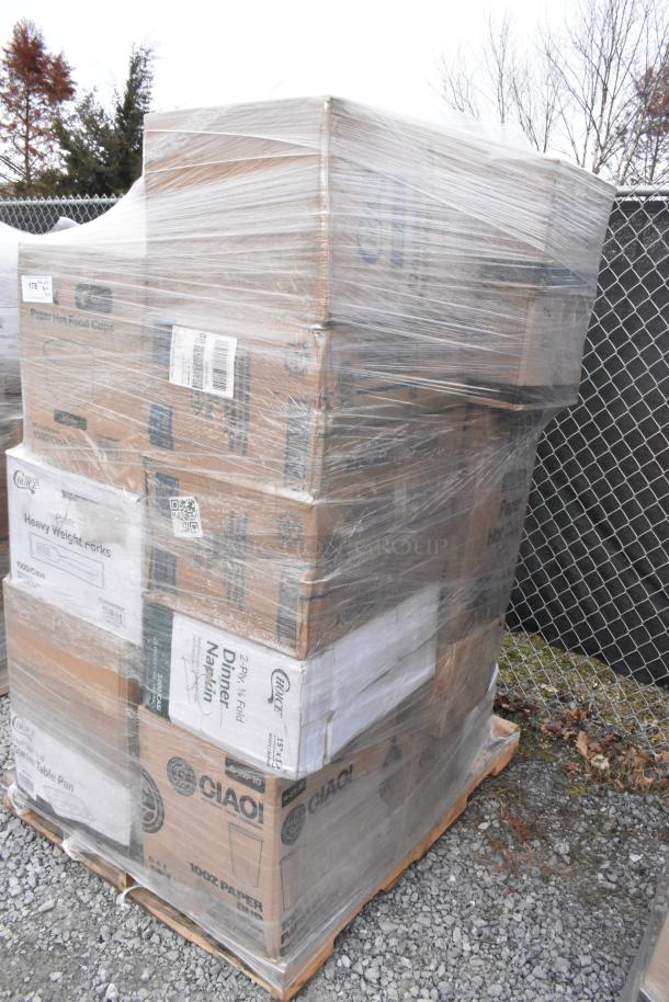 Pallet of 27 brand new scratch and dent items including boxed cold cups, steam table pans, and food cups wrapped in plastic. Labels indicate brands like Ciao and Chinet.