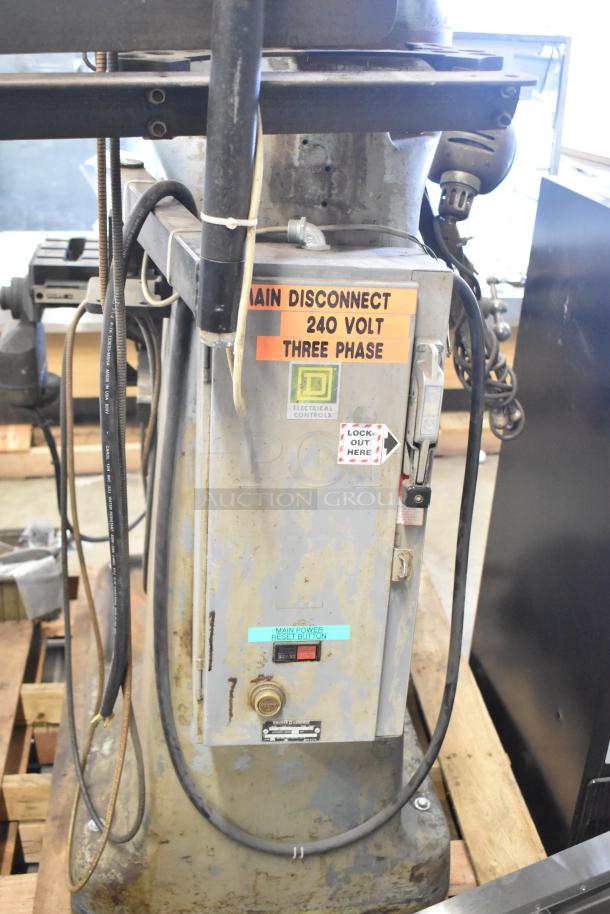 Bridgeport Metal Milling Machine with Turnvision Monitor, floor style, 240V, three-phase. Visible wear, main disconnect label shown.