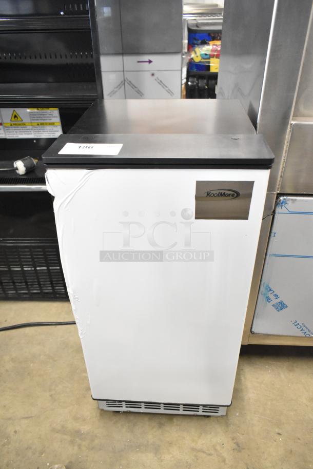 KoolMore BIM75-BS ice maker, stainless steel, 75lbs/24h, undercounter or free-standing, 115V, scratch and dent condition.