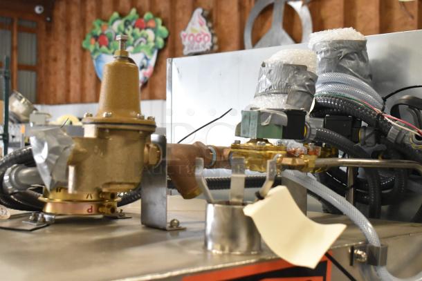 Douglas SD-20-IREL pot and pan washer, stainless steel, natural gas-powered, 480V, 3-phase, 45,000 BTU. Commercial use.