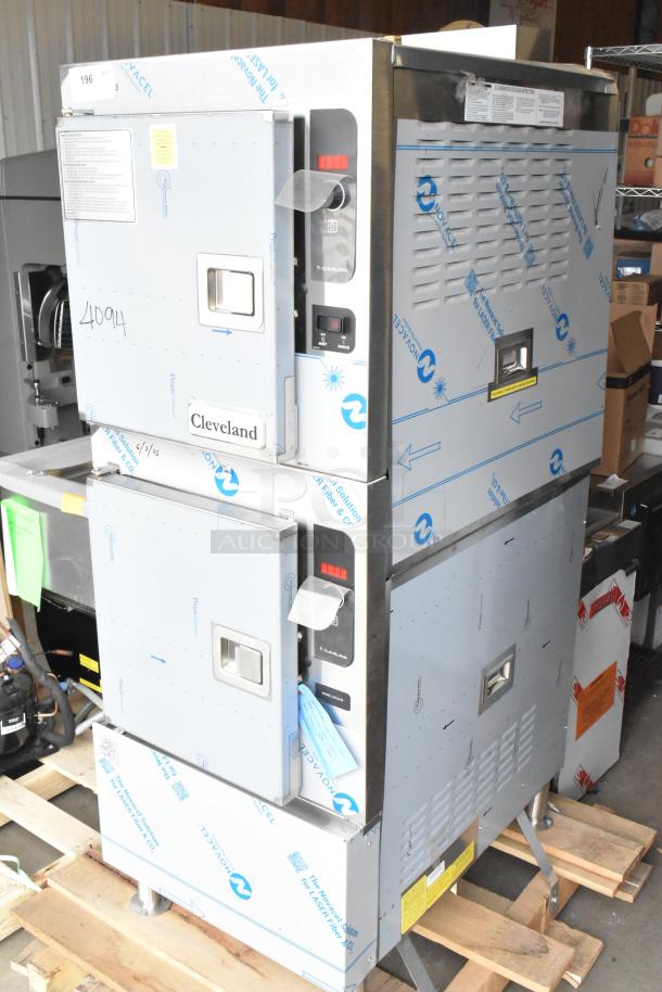 Brand new scratch and dent 2025 Cleveland 24CGA10 stainless steel 2-deck steam cabinet, 125,000 BTU, natural gas powered.