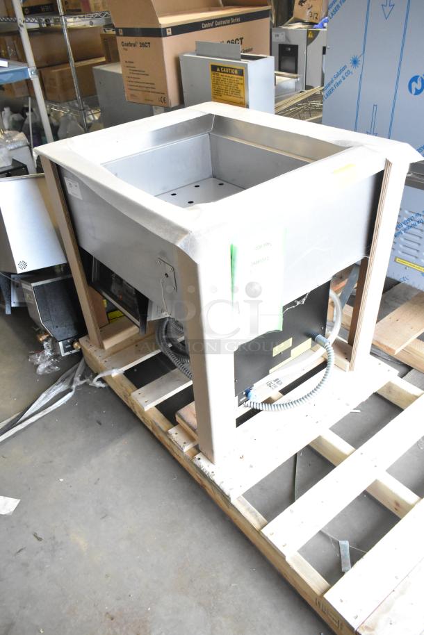 Hatco HCWBIR-2DA stainless steel hot/cold food well, dual temp, new with scratches, 240V, 3-phase, on pallet.