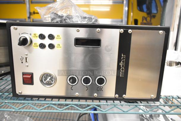 New 2022 La Marzocco Modbar Espresso AV MR. 10 EB. Metal commercial undercounter machine, 4 taps. Visible controls, USB port.