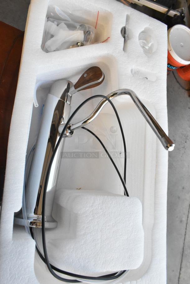 La Marzocco Modbar Espresso AV System, Model MR. 10 EB, new condition, undamaged in styrofoam packaging with 4 metal taps.