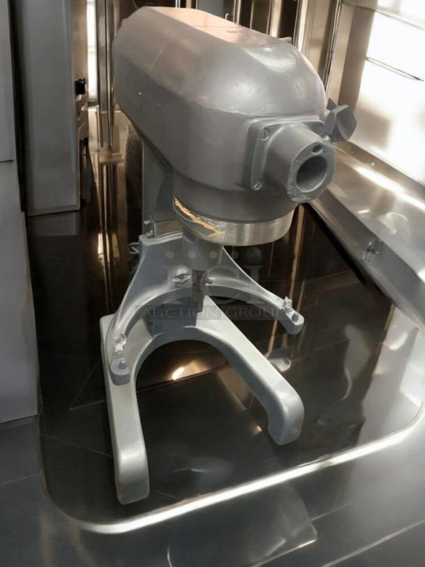 Exceptional condition Hobart 30-Qt floor mixer, 115V/208–240V, fully tested and working, gray finish, sturdy build.