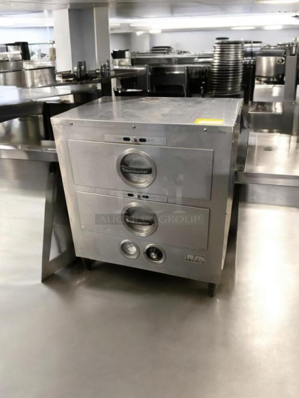 Two-drawer stainless steel food warmer, Thermaster TW-2D equivalent, superb condition, fully tested, 120V.