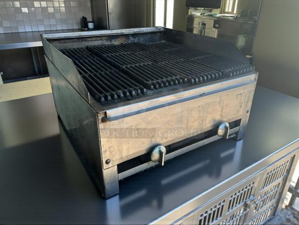 Stratus 24" countertop gas griddle in great condition; features sturdy metal construction, tested and working.