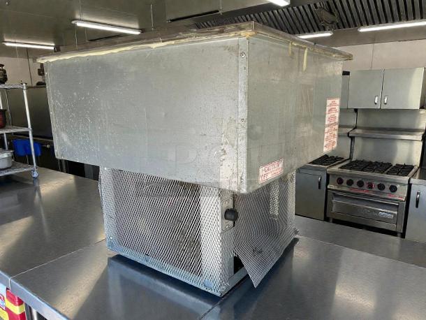 Wells RCP-7200 33" Drop-In Refrigerator, tested and working, accommodates 2 pans, cold wall cooling, good condition.