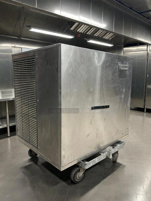 Scotsman Model NME125AS-2B Ice Machine Head in excellent condition, 208/230v, 1ph, tested and working.