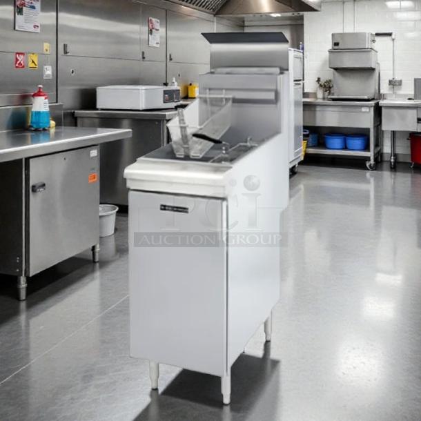 Black Diamond BDGF-90 gas fryer, 40 lb vat, floor model, liquid propane, excellent condition, tested and working.