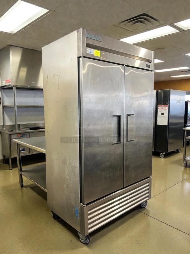 True T-43-HC two-section reach-in refrigerator with solid doors, excellent condition, 47", 115v, tested and working.