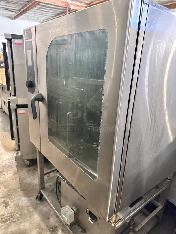 BKI TE1028 CombiKing electric combi oven, 208V/3 phase, outstanding condition, stainless steel, fully tested, BKI branding visible.