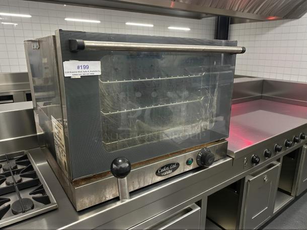 Cadco OV-013 half-size electric commercial convection oven with manual control, great condition, tested and working.