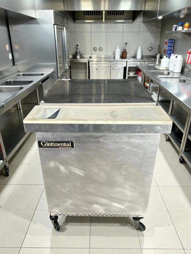 Continental Refrigerator SW27N12M 27" Mega Top Sandwich Prep Table, stainless steel, tested and working, single door, clean condition.