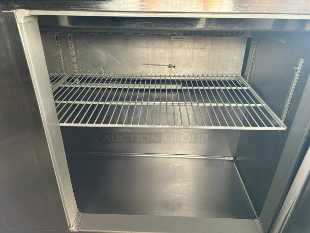 Continental Refrigerator DL60-16C Designer Line Sandwich Unit, tested, working, interior wire shelf, stainless steel, good condition.