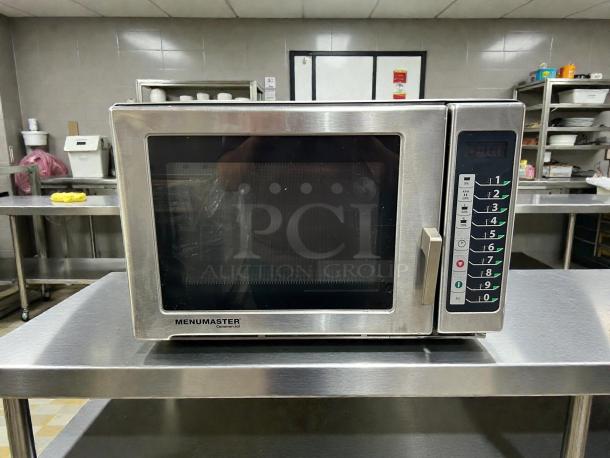 Menumaster MCS10TS 1000W commercial microwave in stainless steel, featuring numeric keypad. Tested and working.