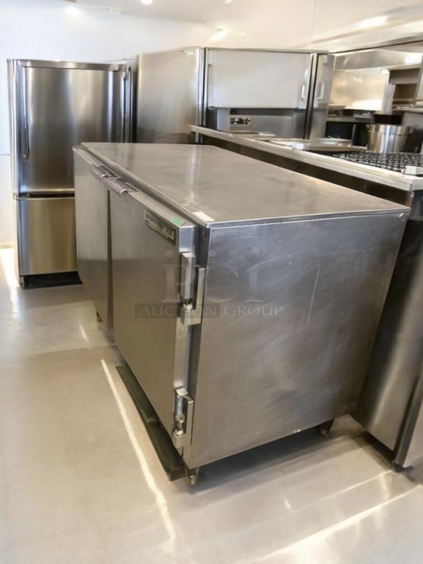 Beverage-Air UCR48 undercounter commercial refrigerator in outstanding condition, stainless steel, fully tested, 115V.