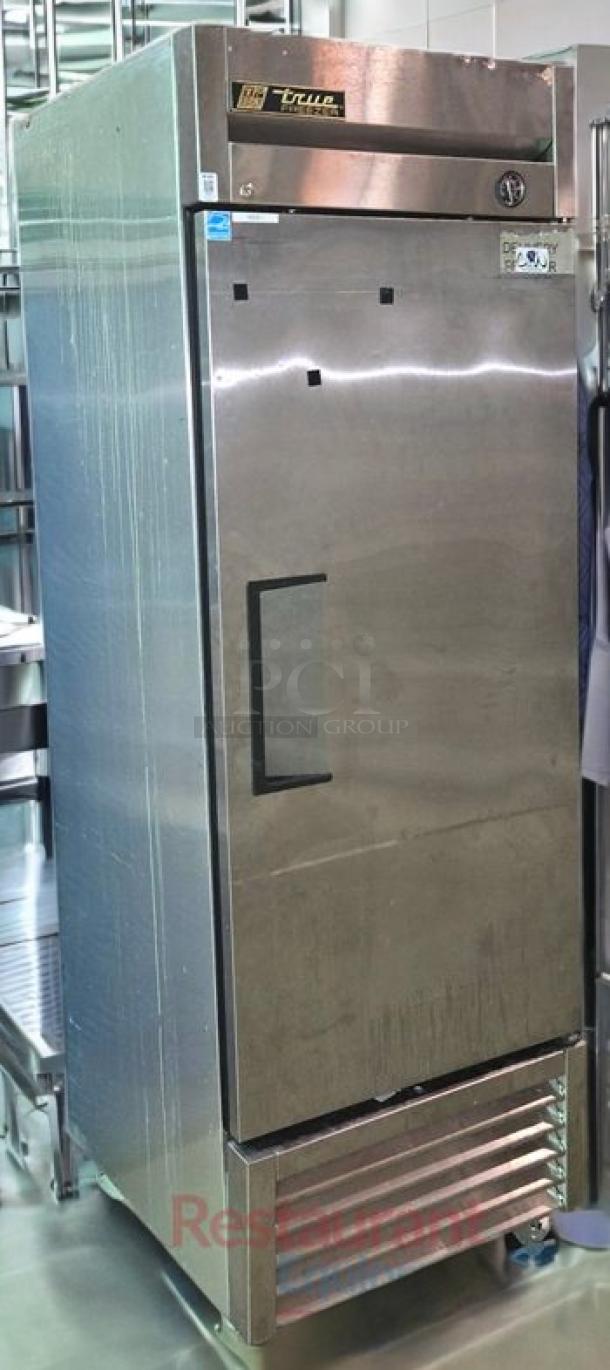 True T-23F single door reach-in freezer, stainless steel, prime condition, 115V, fully tested and working.