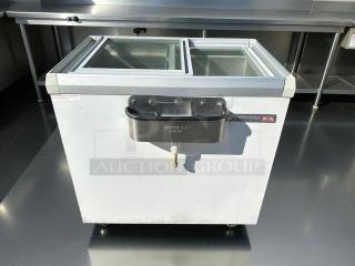 Outstanding Condition – Kelvinator KCNF073WS – 7 Cu.ft Commercial Ice Cream Display Freezer – 115V – Fully Tested & Working! - Item #1224608