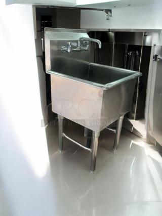 Outstanding Condition – Stainless Steel Commercial Utility Sink w/ Faucet – Fully Tested & Working! - Item #1224609
