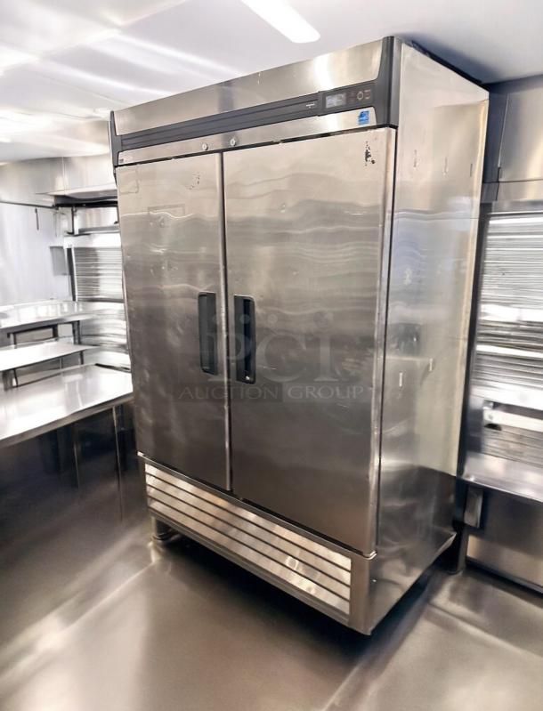 True R49-S commercial reach-in refrigerator, stainless steel, dual doors, excellent condition, 115V, fully tested.