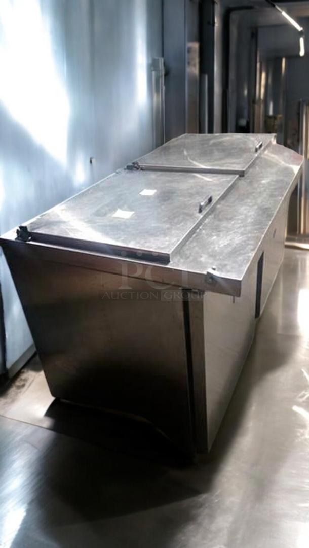 Avantco SS-PPT-60 refrigerated pizza prep table with dual lids, stainless steel, prime condition, fully tested and working.