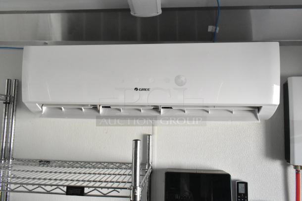 Gree air curtain installed in a new 2021 Nationwide unbranded cold food and beverage trailer. Commercial-grade equipment.