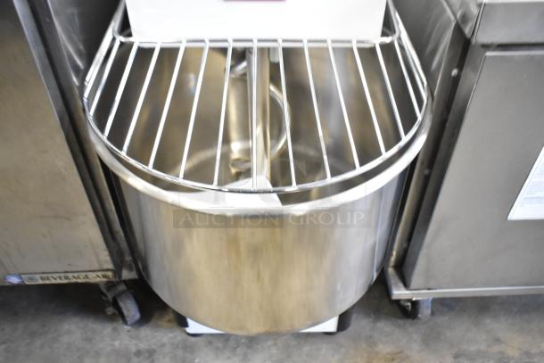 Estella HS60S 60-quart spiral dough mixer with stainless steel bowl, guard, and hook attachment. Model HS60S, 240V.