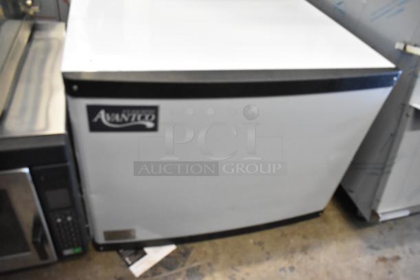 Avantco 194MCF430A Stainless Steel Ice Machine, full cube, 397 lb capacity, 115V, 1 Phase, scratch and dent condition.