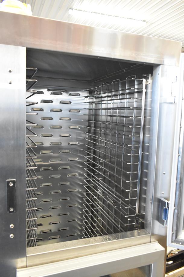 Avantco 177HPESDC1836 vacuum-insulated heated cabinet, clear Dutch door, commercial casters, new condition, 120V, 1 Phase.