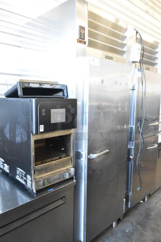 Traulsen RHT132WUT-FHS stainless steel single door reach-in cooler, 115 volts, 1 phase, in good condition.