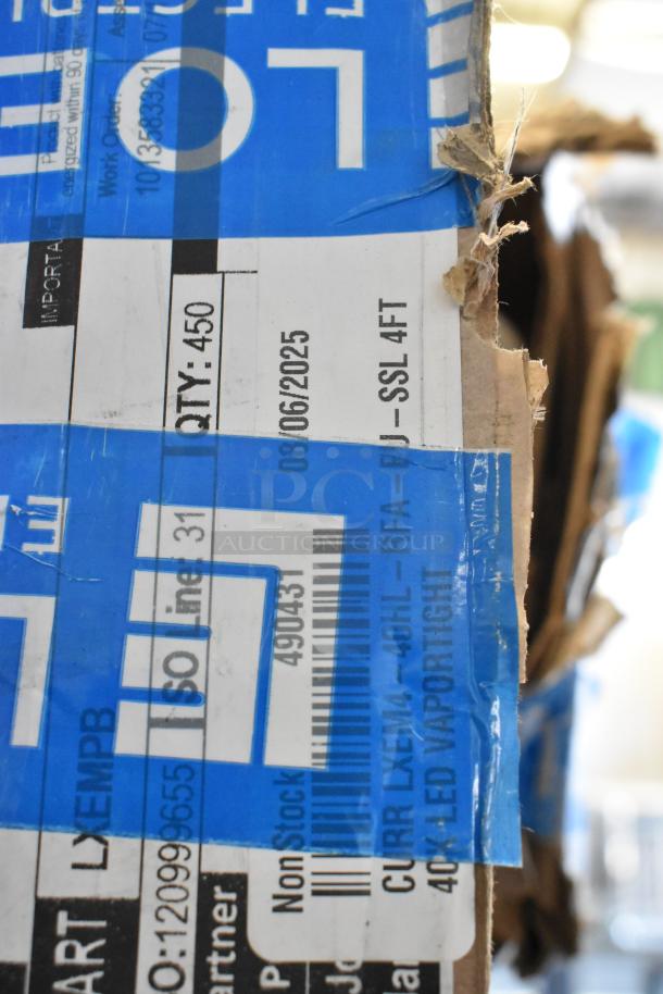 Damaged box with labels for 4 Curr Lxempb 40HL RFA EU SSL 4FT LED Vaportight light fixtures; quantity 450.