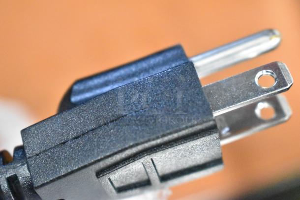 Power plug of 2024 Carnival King COLDREAM 1M beverage dispenser, 115V, single 3-gallon bowl. Suitable for commercial use.