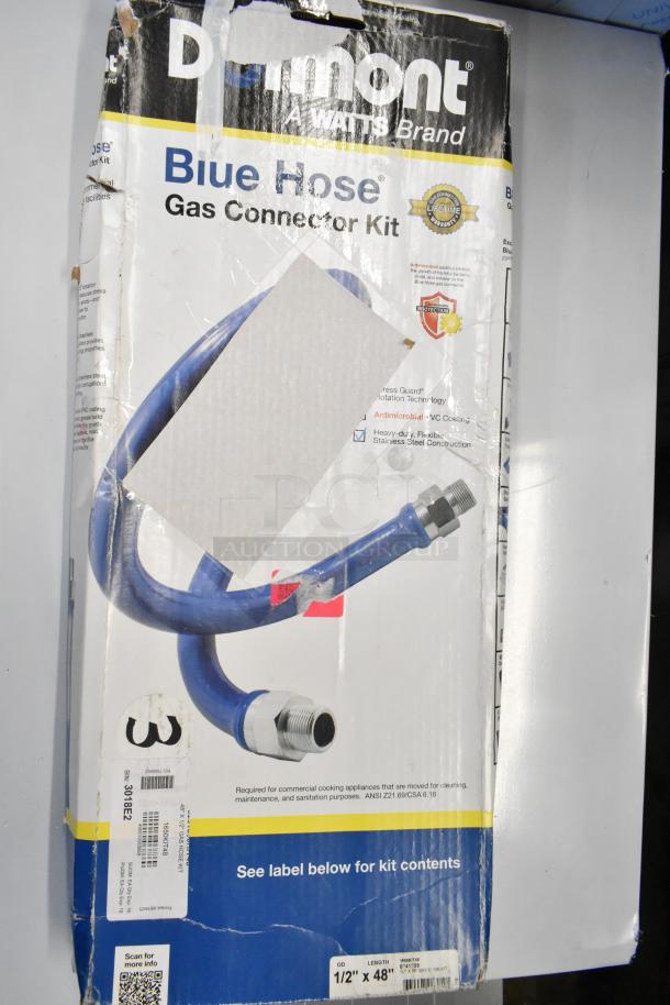 Brand new Dormont 1650KIT48 gas connector kit, 48" length, 1/2" diameter. Includes SnapFast®, 2 elbows, restraining cable. Minor box damage.