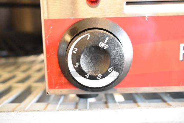 Stainless steel Avantco 177W50 electric food warmer dial. Shows off, low to high heat settings, new in condition.