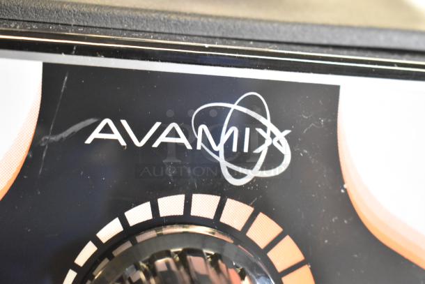 AvaMix 928BX2000V control panel close-up, showing a scratch. Brand name displayed prominently.