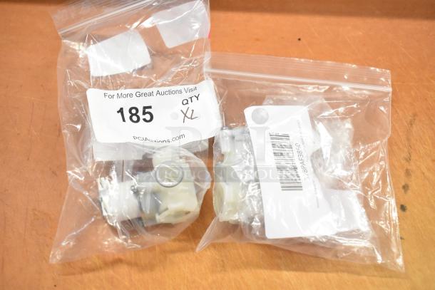 Narvon electrovalve 378PAF3861 and pressure reducer 378PAF3860 in sealed bags, new condition, auction tag visible.