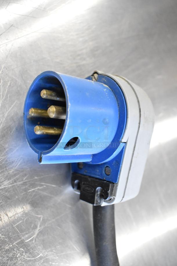 Garland Stainless Steel Commercial Electric Powered Half Size Convection Oven w/ Solid Door and Metal Oven Racks. - Image 5 of 6