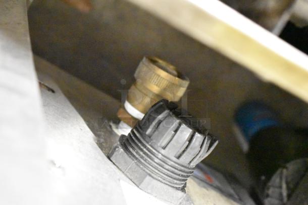 Blodgett Hydrovection Helix oven, stainless steel, convection type, view-through doors, metal racks, 208V, 3 phase.