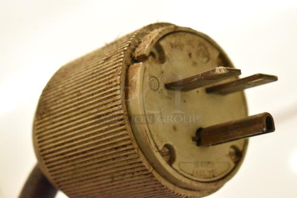 Close-up view of a plug for Alto Shaam 1000-TH Oven, showing wear. Plug for 208V, 1 Phase, for commercial use.