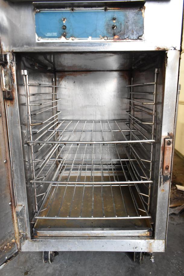 Alto Shaam 1000-TH Halo Heat Commercial Cook N Hold Oven, stainless steel, on casters, 208 volts, 1 phase, used condition.