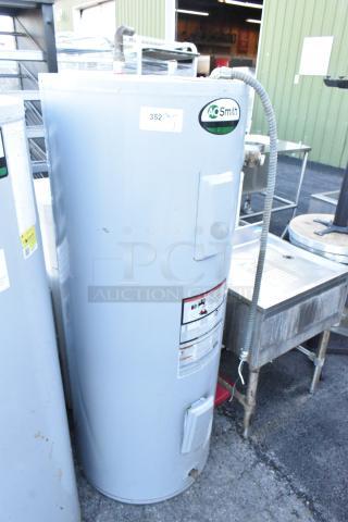 AO Smith LTE-80D 200 metal storage tank water heater, 240V, 1 phase, with visible brand label and condition markings.