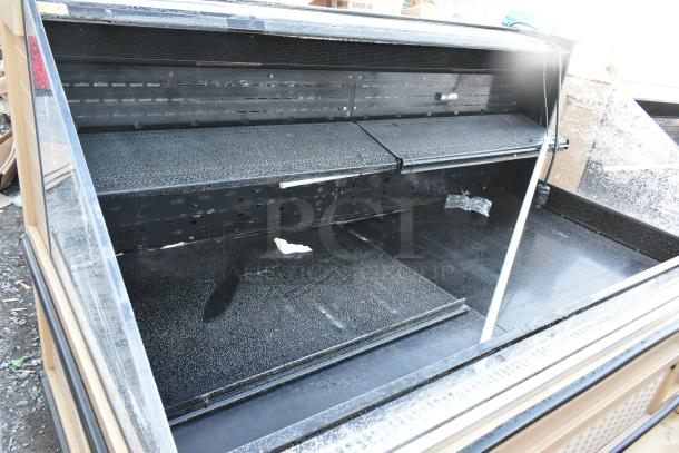 Killion PFW-74-43-48-V-N-MOBILE commercial open merchandiser, metal, for Grab N Go, 208/230V, 1 Phase, good condition.