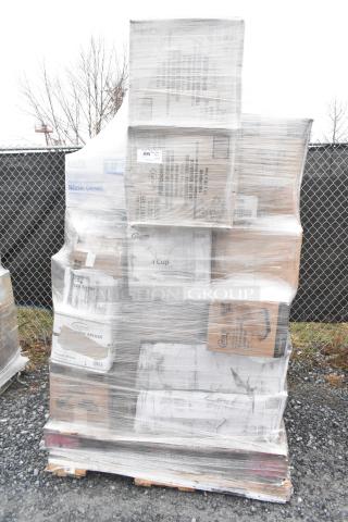 32 BRAND NEW SCRATCH AND DENT! Items Including Hot Cups, Pizza Savers, Grocery Bags. See Description for Details. 32 Times Your Bid! - Item #1227752