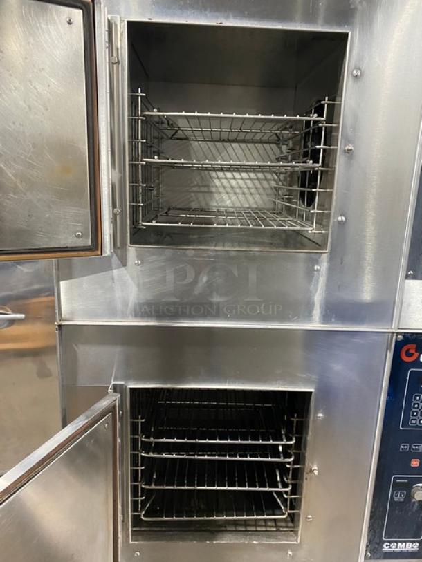 Groen CC10G commercial stainless steel double-stacked convection/combination steamer oven with wired rack. Natural gas, 120V, 1 phase.