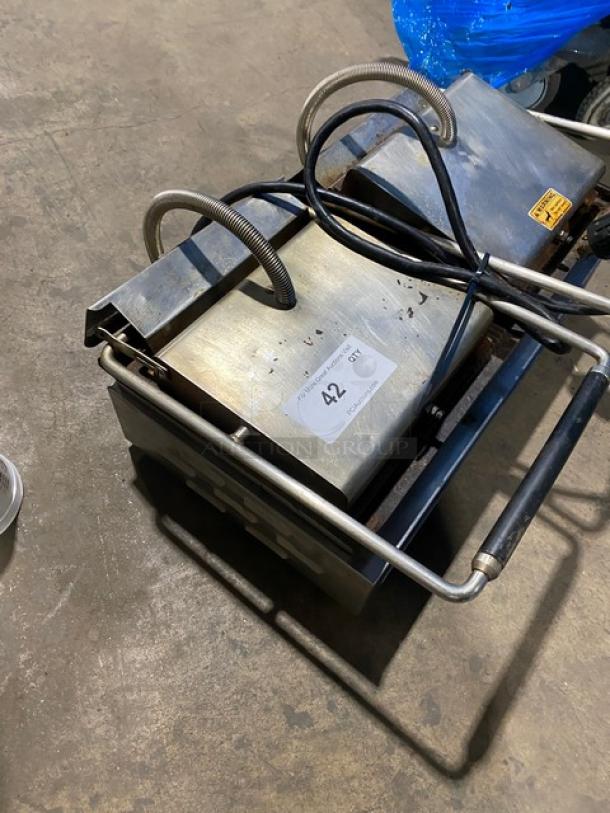 Equipex Sodir Series dual panini grill, model MAJESTIC, stainless steel, grooved plates, 208/240V, serial CA8121991.