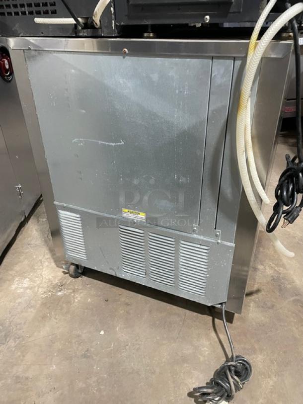 Beverage-Air UCR27A Stainless Steel Undercounter Refrigerator, single door, poly-coated wire rack, on casters, 115V, 1 Phase.