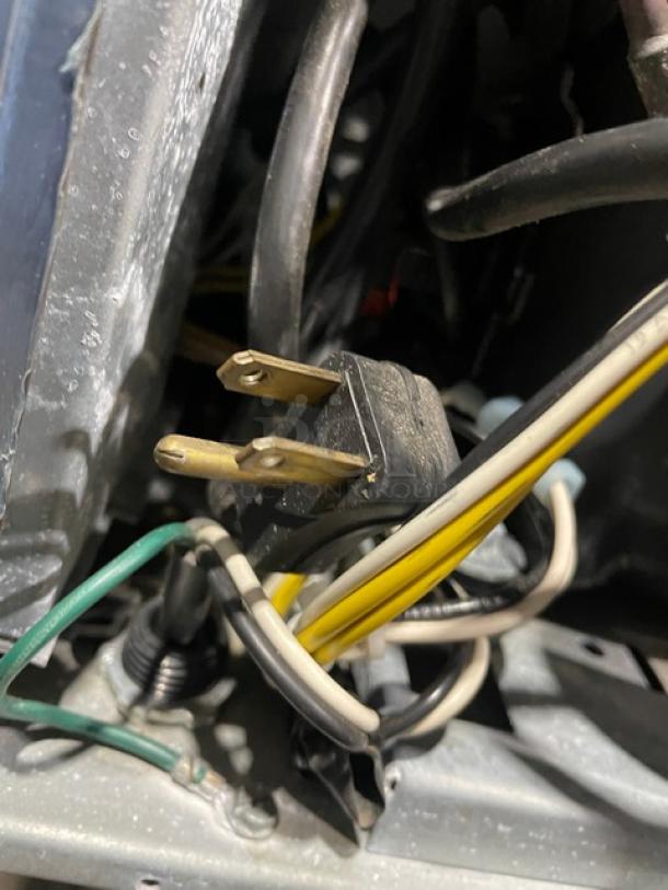 Traulsen UHT27L plug and wiring; parts detail of commercial undercounter refrigerator, electric powered.